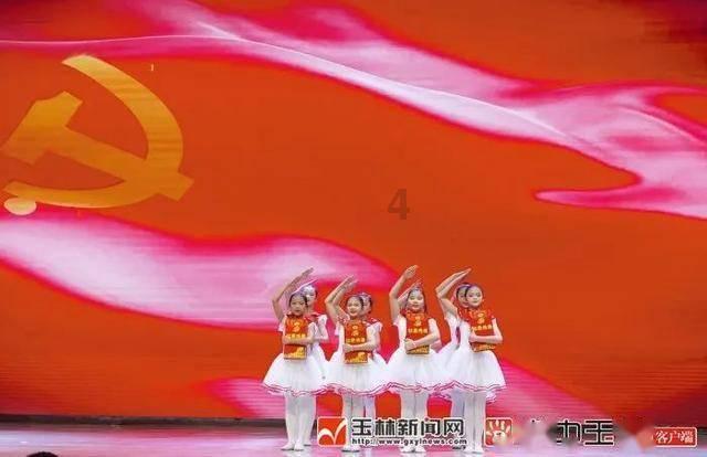 合肥首条氢能公交线路开通，安凯客车批量投入运营